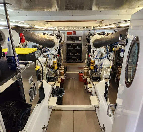 Beba Yacht Photos Pics 