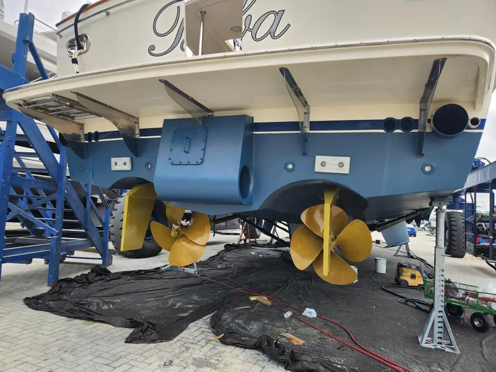 Beba Yacht Photos Pics 