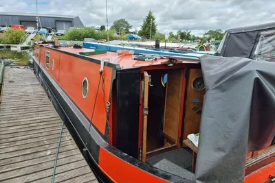 2015 Glen Narrowboats 58ft Trad stern called Cus I Can