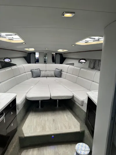 Sonatella Yacht Photos Pics Luxurious interior of a 2017 Formula 400 Super Sport yacht with plush seating and modern design.