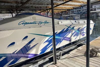 Cigarette 38' Top Gun