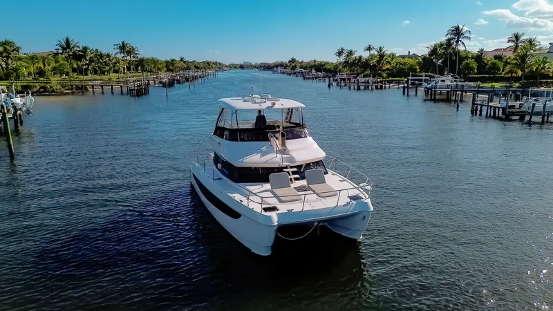 Beyond Our Dreams Yacht Photos Pics 