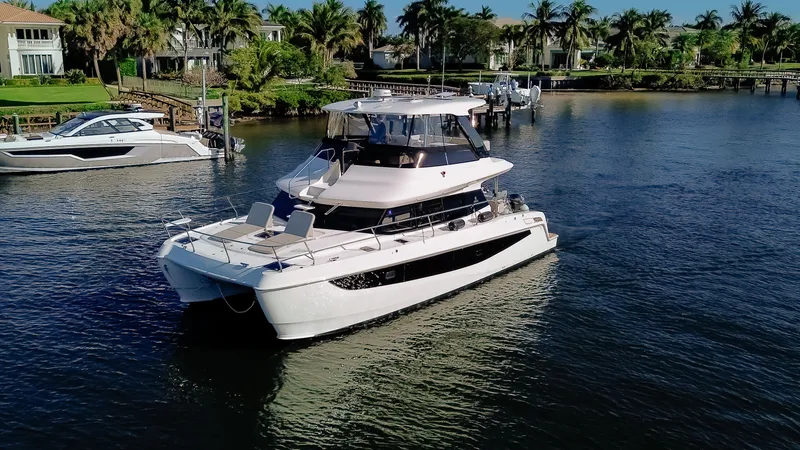 Beyond Our Dreams Yacht Photos Pics 