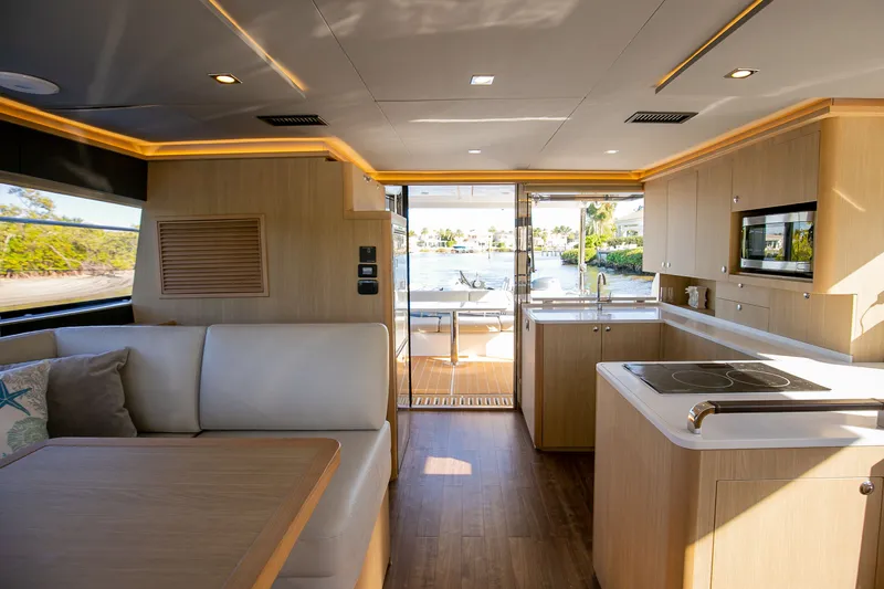 Beyond Our Dreams Yacht Photos Pics 