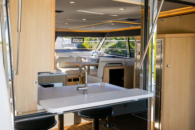 Beyond Our Dreams Yacht Photos Pics 