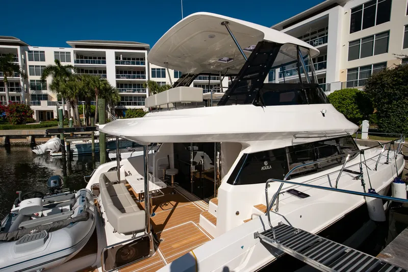 Beyond Our Dreams Yacht Photos Pics 