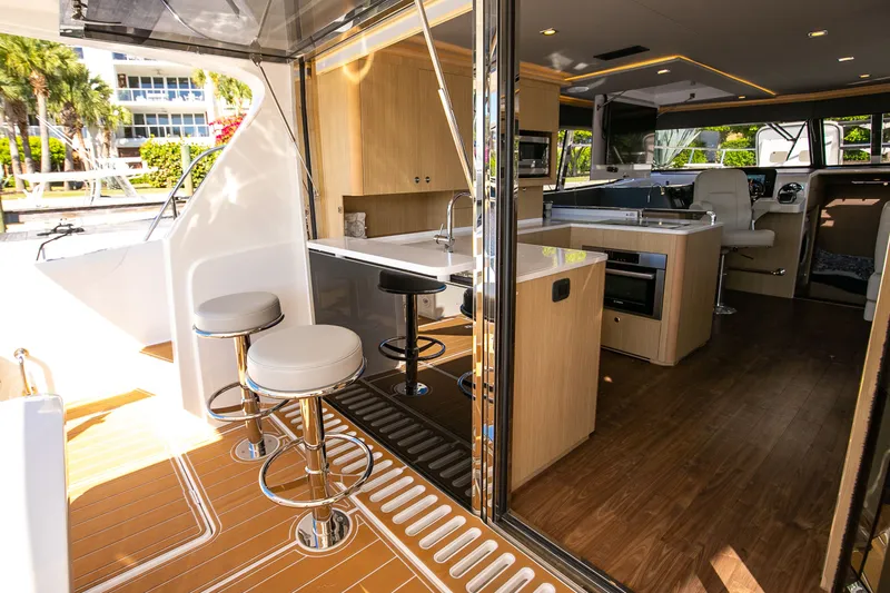 Beyond Our Dreams Yacht Photos Pics 