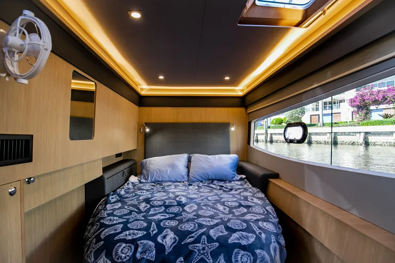 Beyond Our Dreams Yacht Photos Pics 