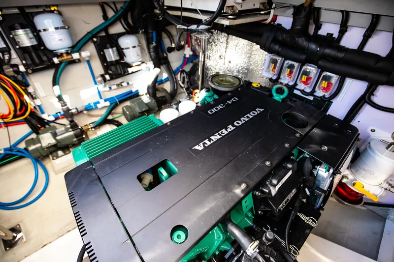 Beyond Our Dreams Yacht Photos Pics 