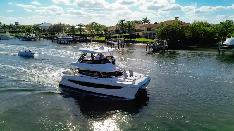 Beyond Our Dreams Yacht Photos Pics 