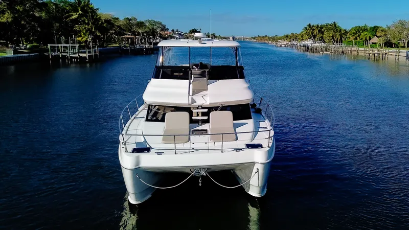 Beyond Our Dreams Yacht Photos Pics 