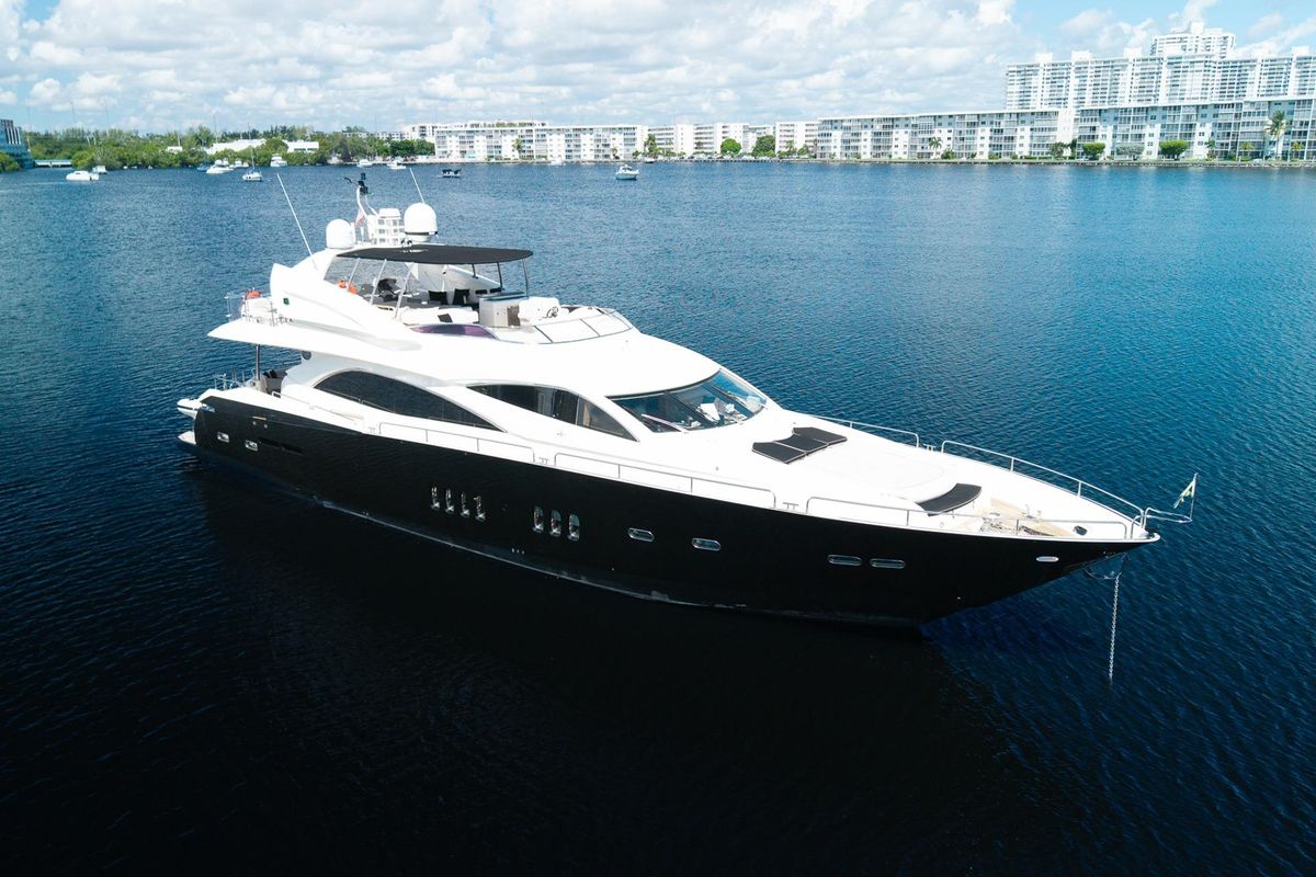 2008 Sunseeker 90 