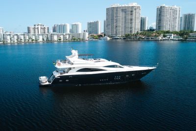Yacht