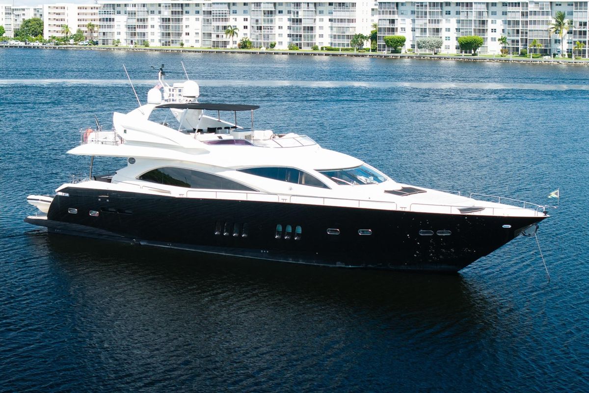 2008 Sunseeker 90 