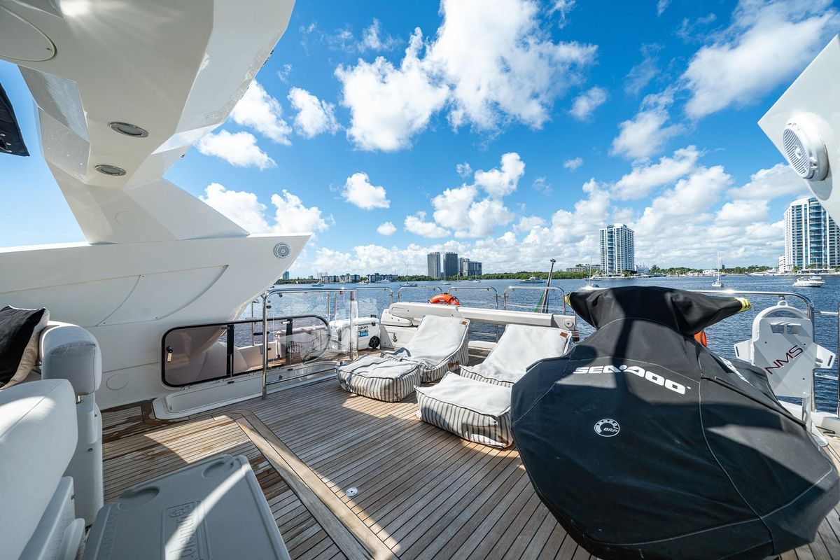 2008 Sunseeker 90 