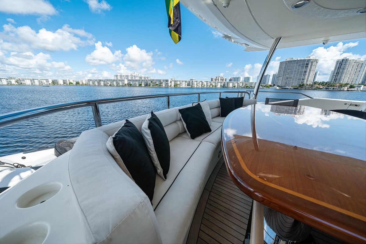 2008 Sunseeker 90 