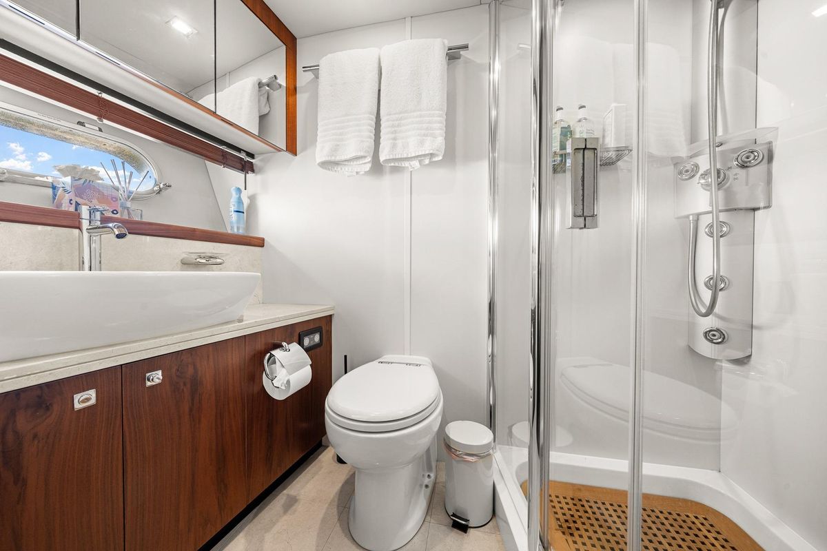 2008 Sunseeker 90 