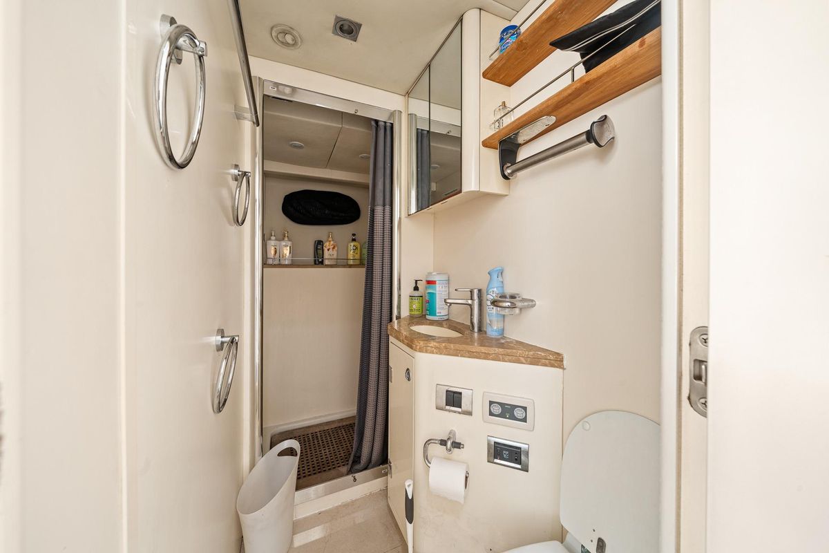 2008 Sunseeker 90 