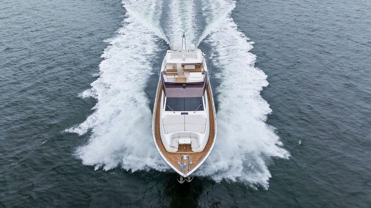 2012 Ferretti Yachts 80 
