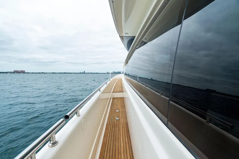 Bon Bon Yacht Photos Pics Side view of 2012 Ferretti Yachts 800 on open water.