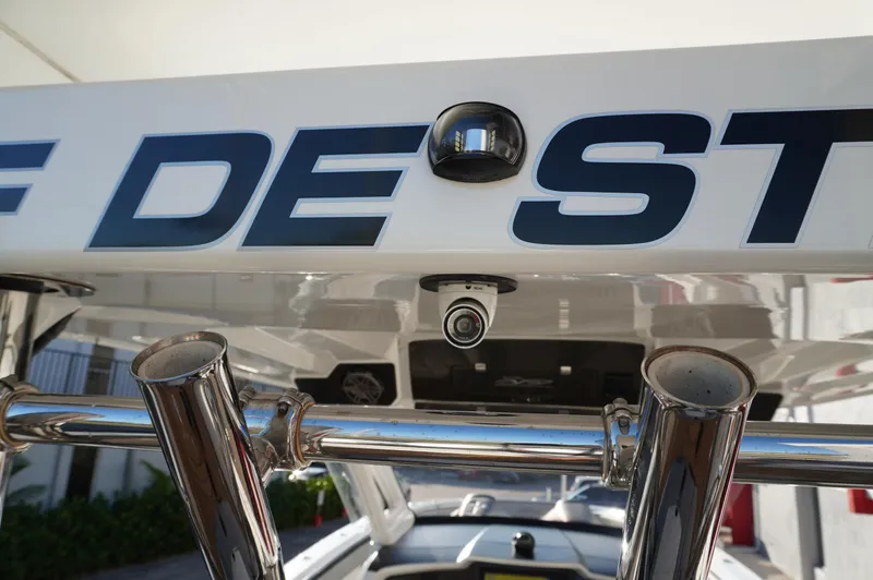  Yacht Photos Pics 2015 MTI 42 XSF boat with camera and stainless steel rod holders.