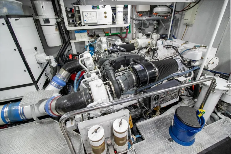 Chairman Yacht Photos Pics 