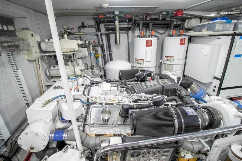 Chairman Yacht Photos Pics 