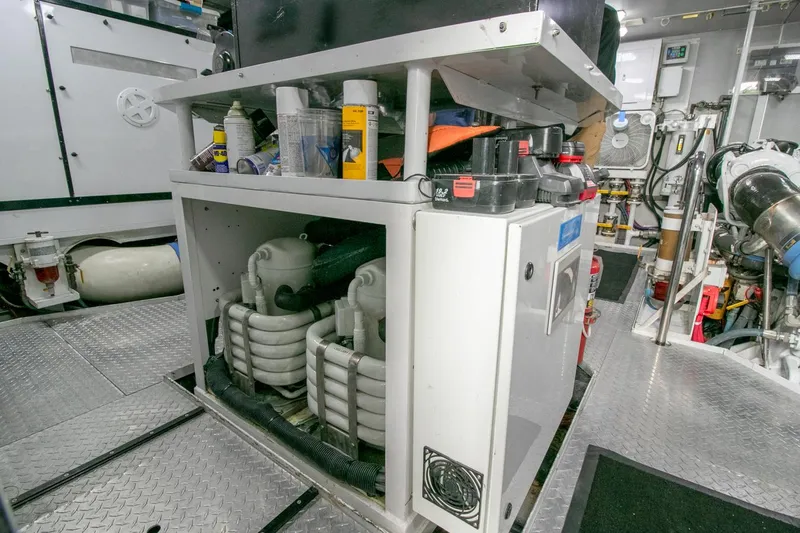 Chairman Yacht Photos Pics 