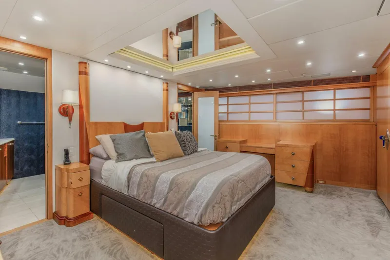 Boss Yacht Photos Pics Luxurious bedroom interior of 1989 Feadship 116 Sport Fisher yacht with modern design.