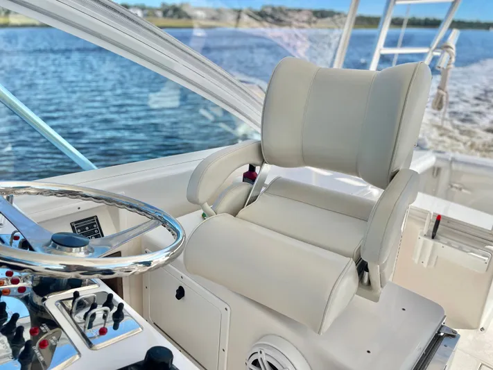 Scapecat Yacht Photos Pics 