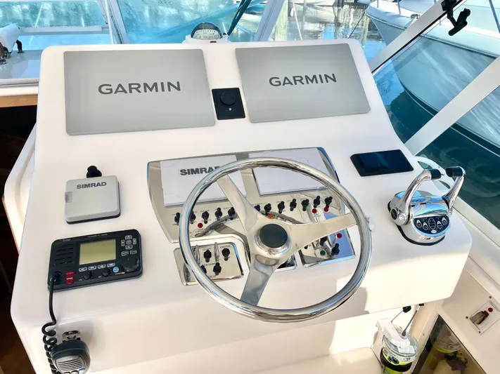 Scapecat Yacht Photos Pics 