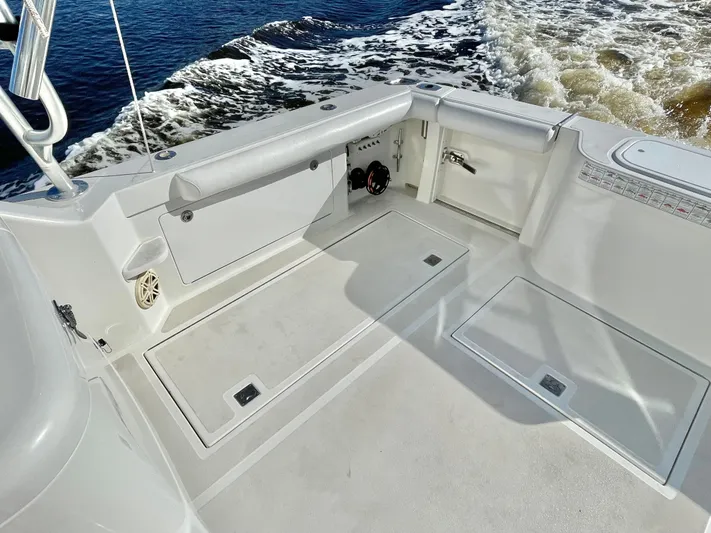 Scapecat Yacht Photos Pics 