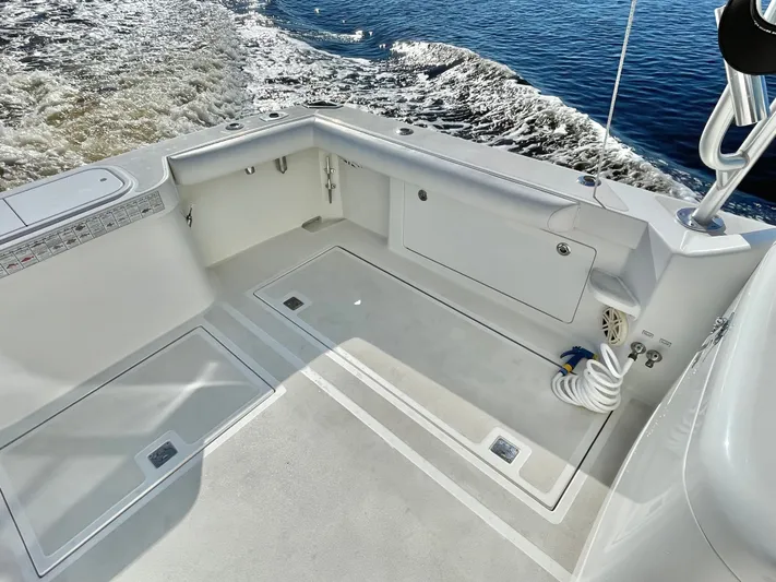 Scapecat Yacht Photos Pics 