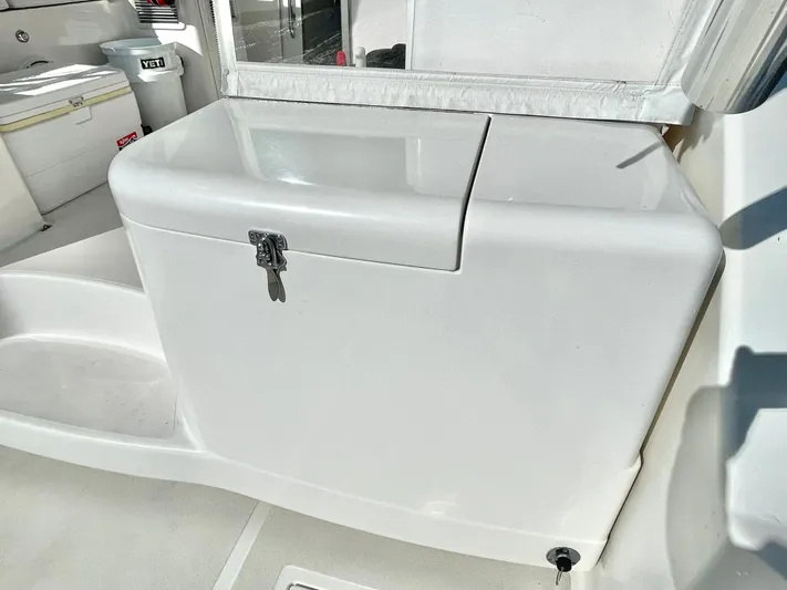 Scapecat Yacht Photos Pics 