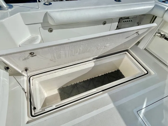 Scapecat Yacht Photos Pics 