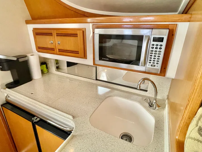 Scapecat Yacht Photos Pics 