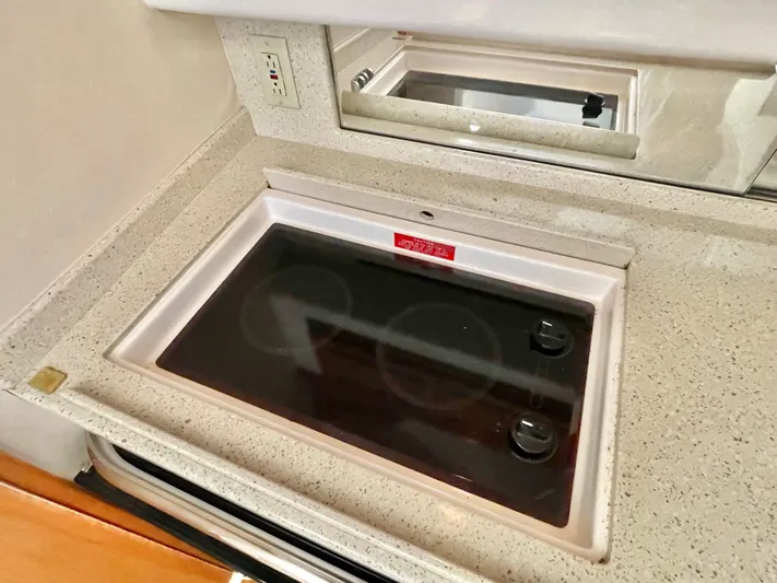 Scapecat Yacht Photos Pics 