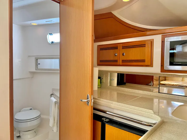 Scapecat Yacht Photos Pics 