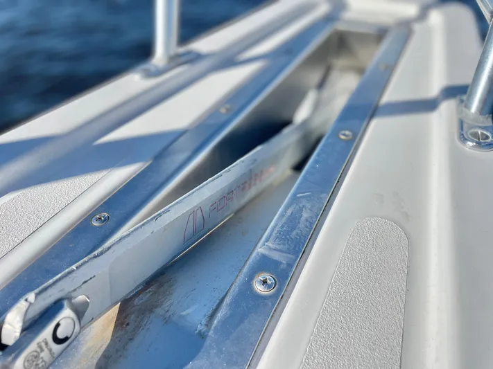 Scapecat Yacht Photos Pics 