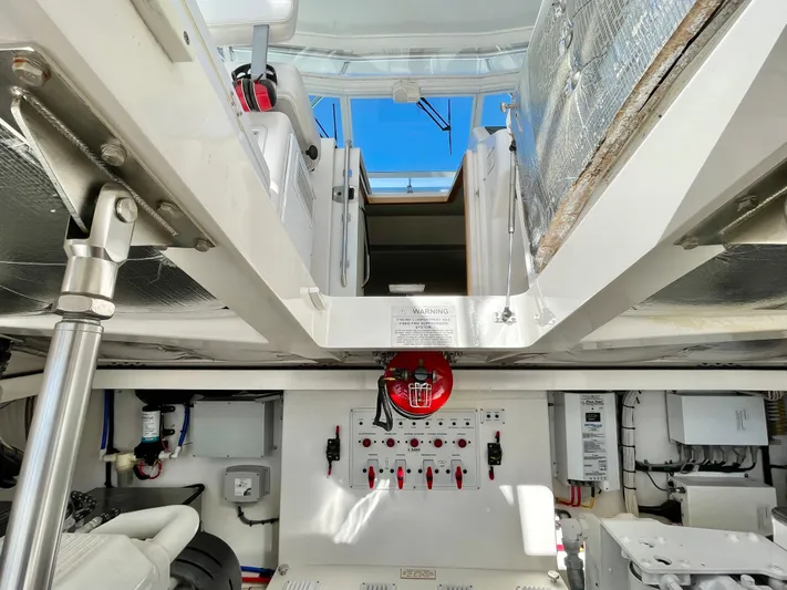 Scapecat Yacht Photos Pics 