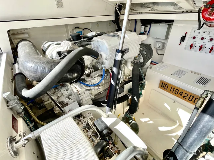 Scapecat Yacht Photos Pics 