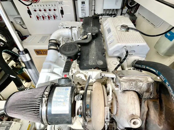 Scapecat Yacht Photos Pics 