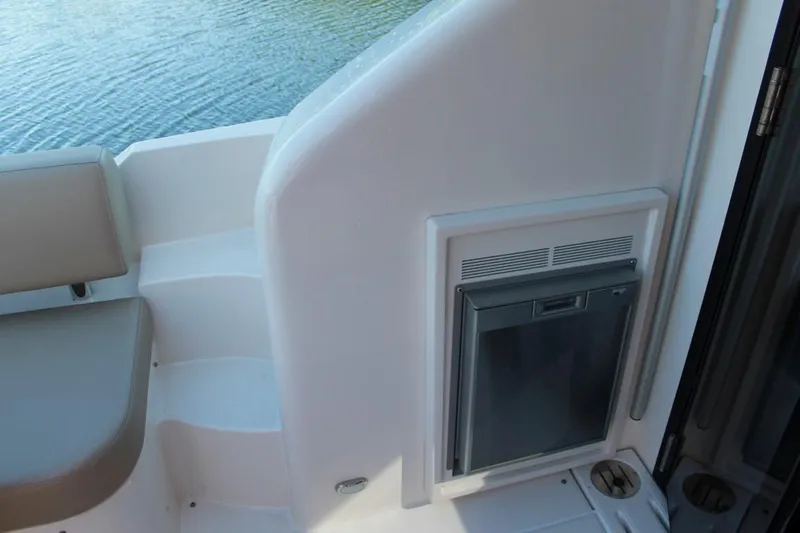  Yacht Photos Pics cockpit fridge