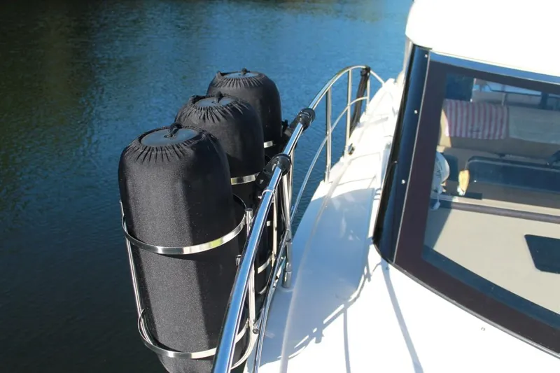  Yacht Photos Pics fender holders