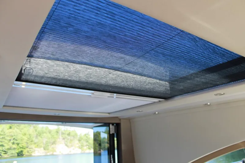  Yacht Photos Pics sunroof w-screens