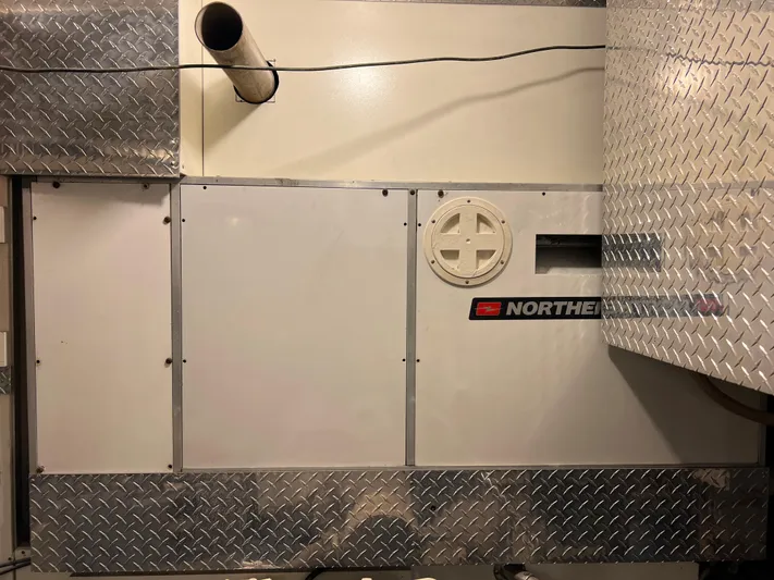 Jaco Yacht Photos Pics Northern Lights Gen - Port