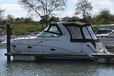 2007 Rinker 280 Express Cruiser