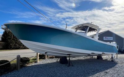 Edgewater 370 CC