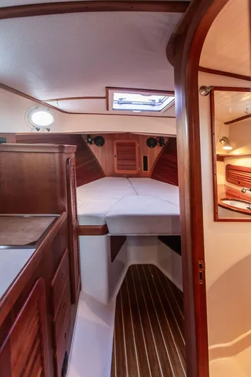 Kristine Yacht Photos Pics 