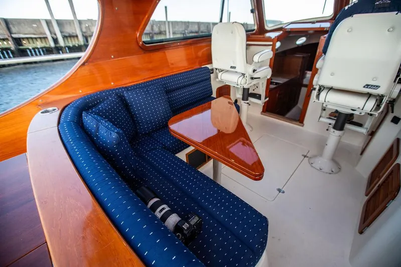 Kristine Yacht Photos Pics 